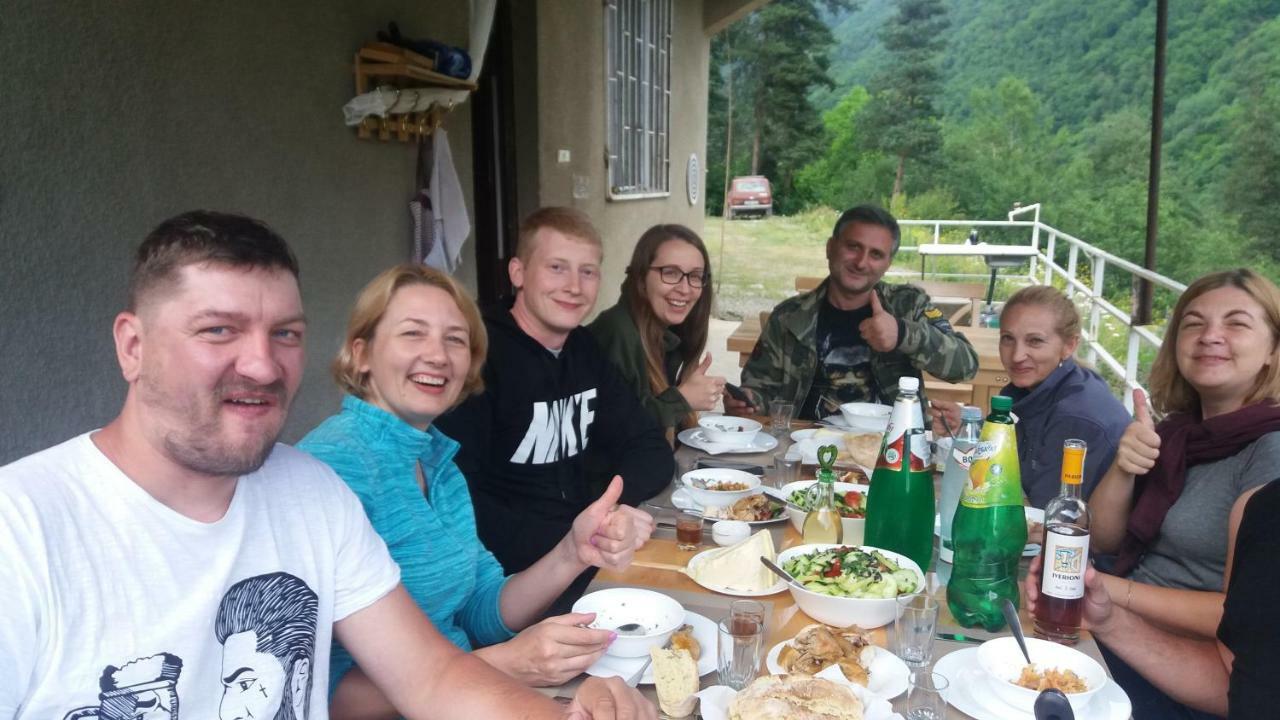 Guesthouse Gama In Khevsureti Roshka Exteriör bild